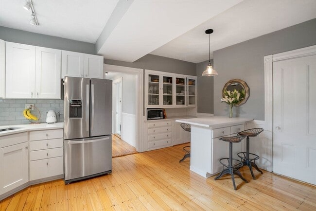 Photo - 30 Oak St Unit 2