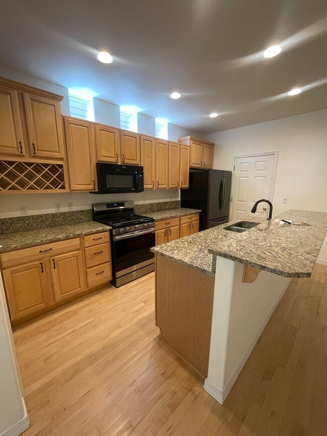 Photo - 2 Story Townhouse in Bend