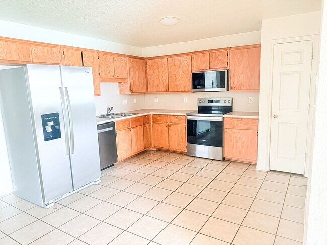 Photo - 3109 Denia Ct Unidad A