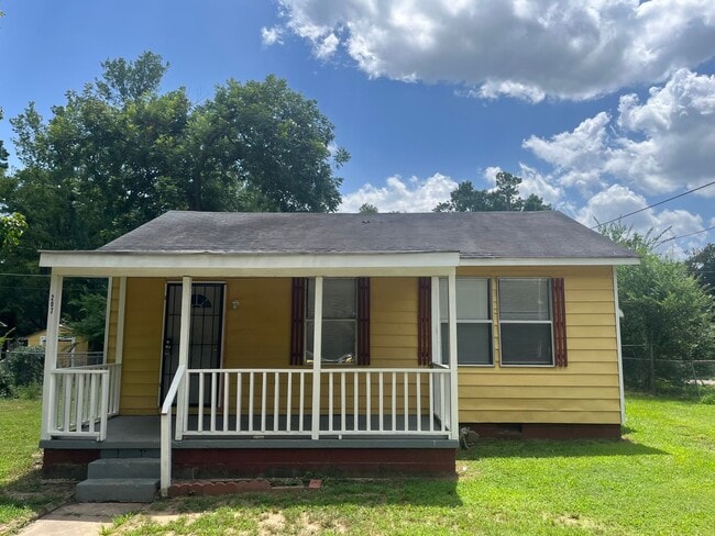 2 Bedroom 1 bathroom -Central air and Heat - 2 Bedroom 1 bathroom -Central air and Heat Casa