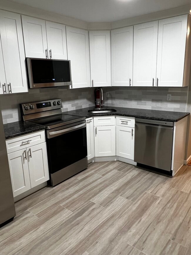 Photo - 130 Morris Ave.