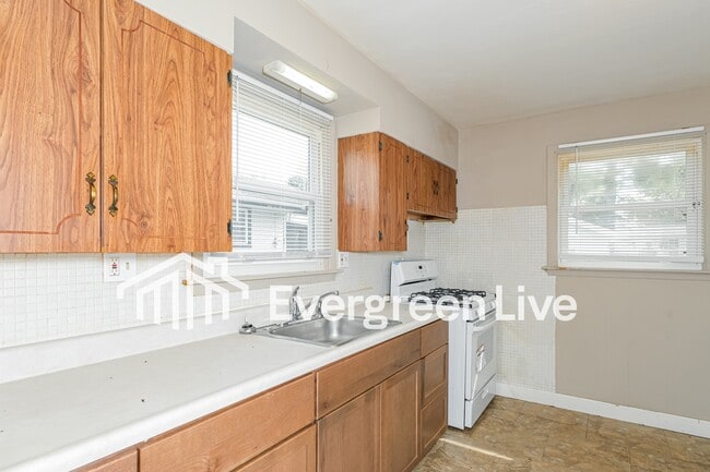 Photo - 20 Florissant Park Dr