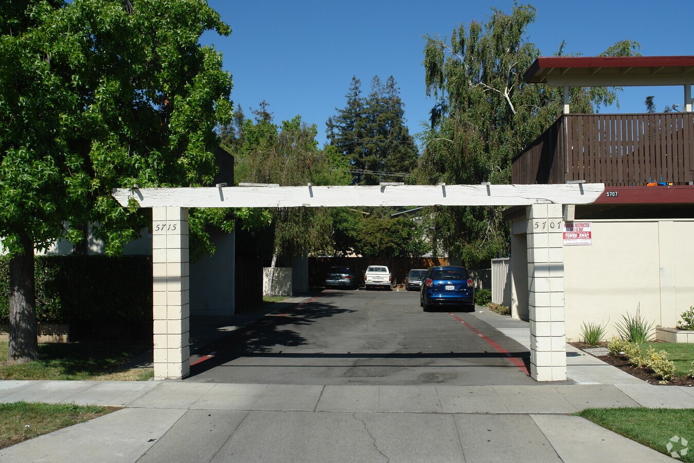 5707 Almaden Road - 5707 Almaden Road