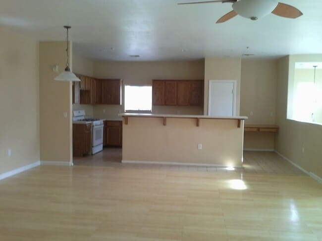 Photo - Gorgeous 3 Bedroom Townhome with Attached Garage! Available for Immediate Move in!