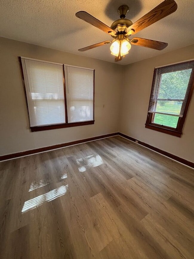 Photo - 8469 Cobb Rd