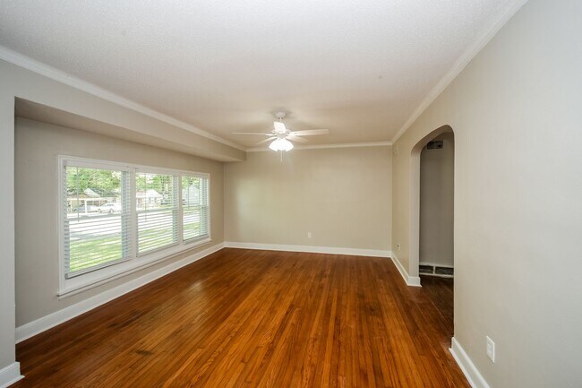 Photo - Beautiful House for Rent in Berclair-Highland Heights School District!