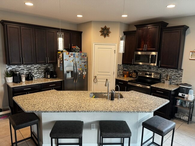 Kitchen - 4131 N Habana Ave