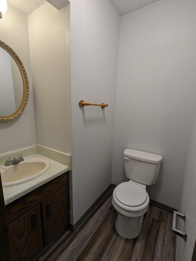 Seasons View Apartments