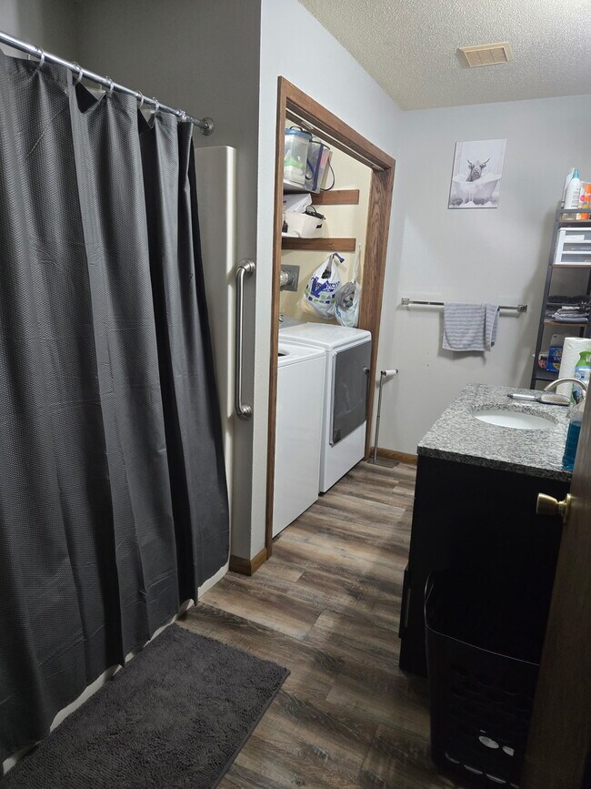 Photo - 3218 Oak Knoll Dr Unit 3