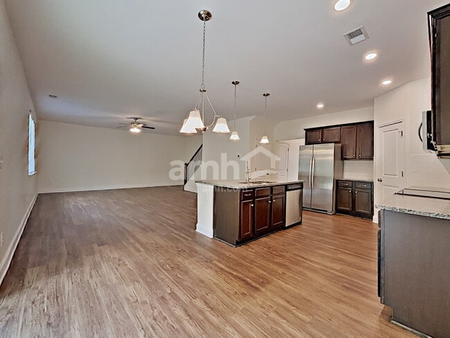 Photo - 1009 Merlot Ct