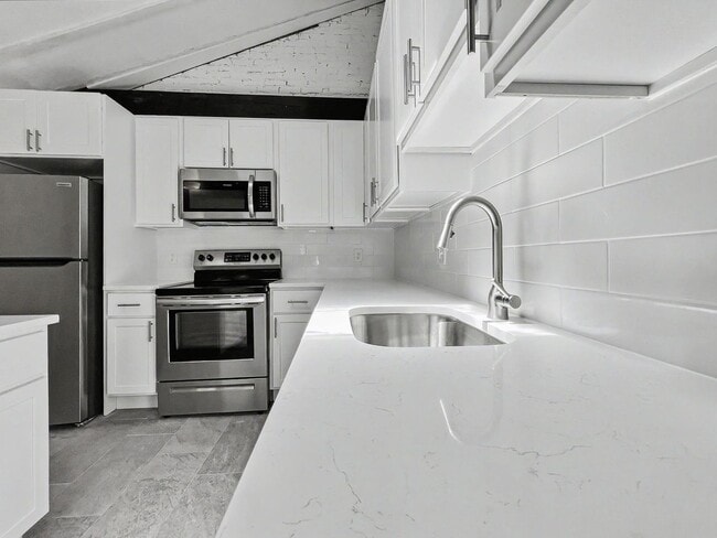 Photo - 130 E Chestnut Street