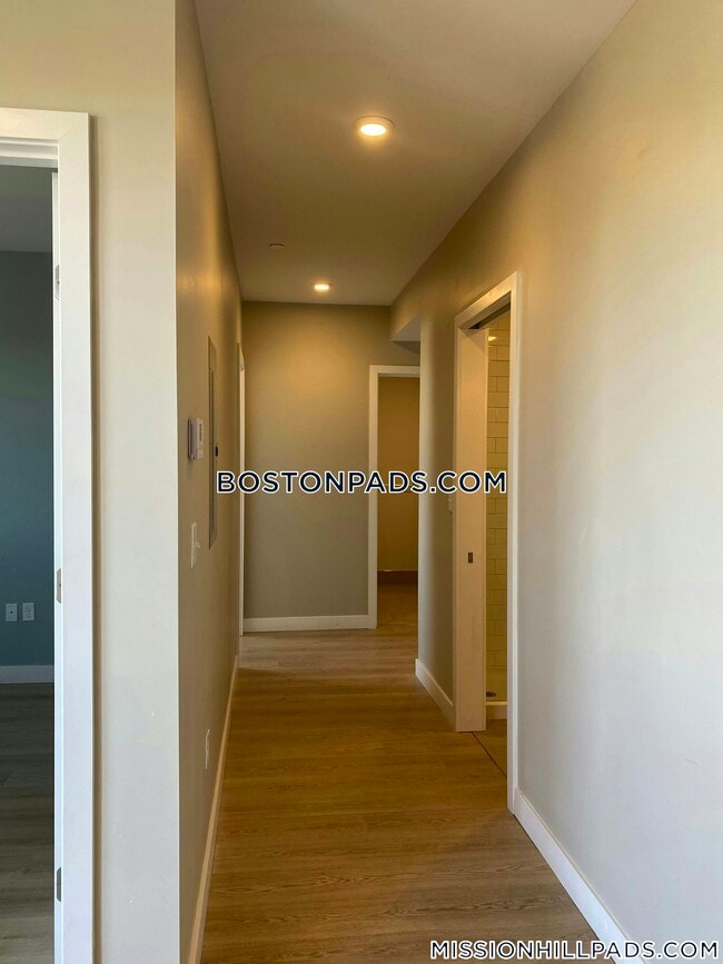 35 S Huntington Ave Unit 503
