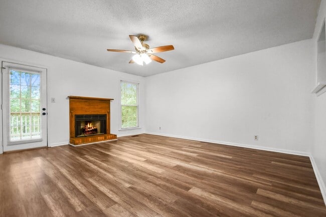 Photo - Two Bedroom in Sango!