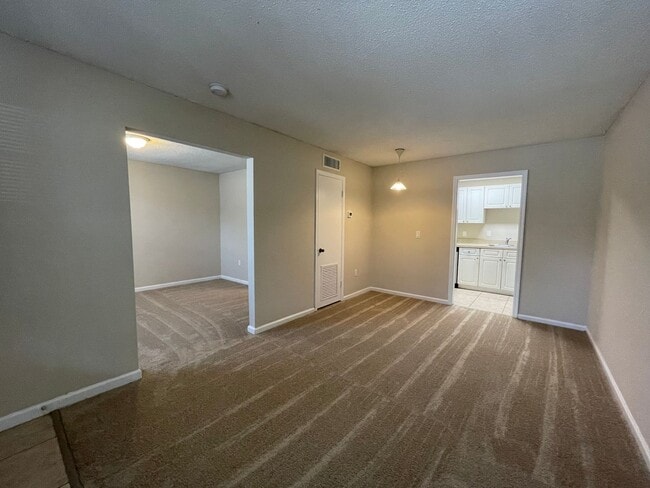 Photo - 1BR/1BA Carrington Park Condo in Maitland!