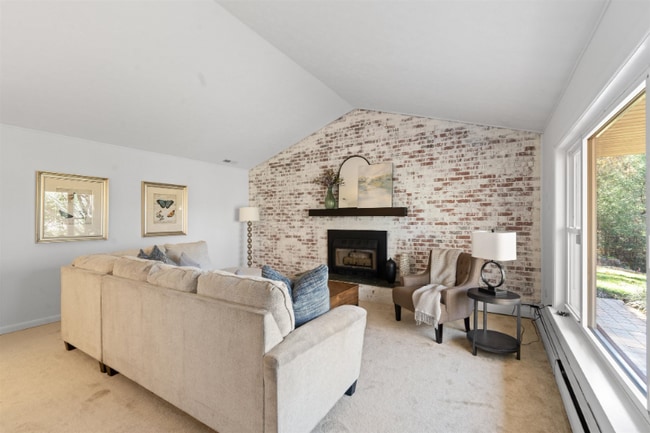 Photo - 315 Beaverdam Rd