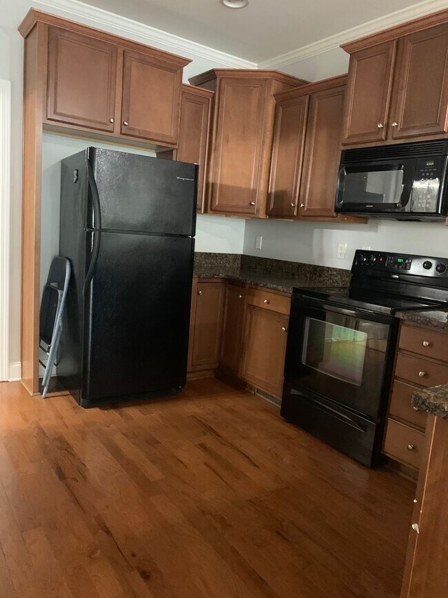 Photo - Lovely Eastside Townhome Condo Near Vet School- 3BR/3BATH!