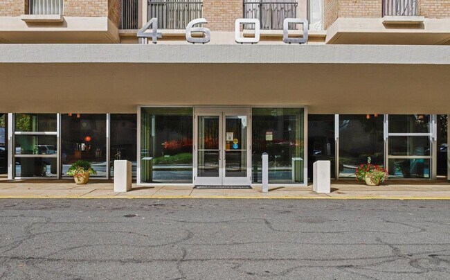 Photo - 4600 S Four Mile Run Dr Unit 1230