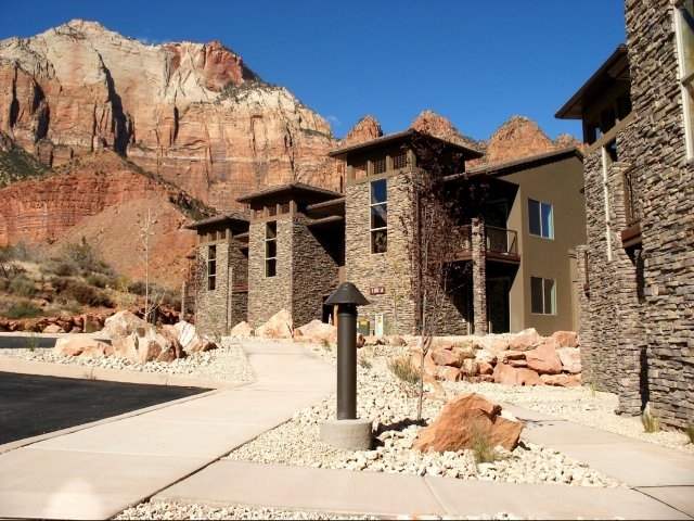 Photo - Redhawk Apartments