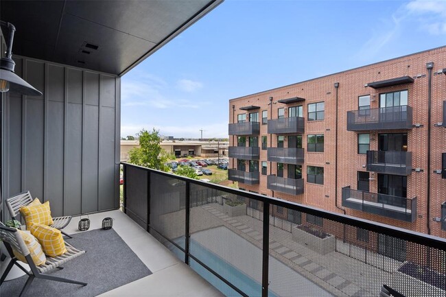 Building Photo - 4510 Terry-O Ln Unit 341