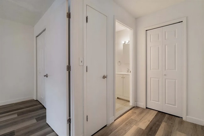 Photo - 76 Elm St Unit APT G05