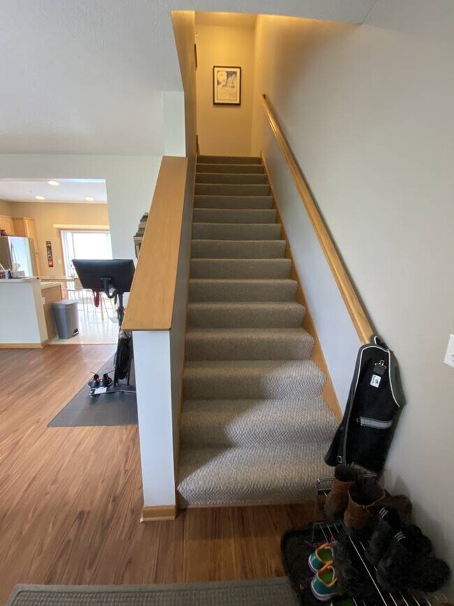 11327 Fergus St NE Townhome Townhome Rental in Blaine MN