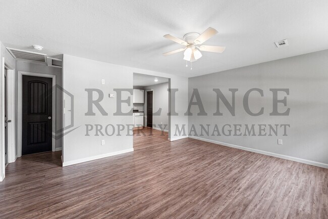 Photo - 1041 S Christine Ave