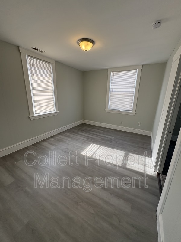 Photo - 3893 W 23rd St