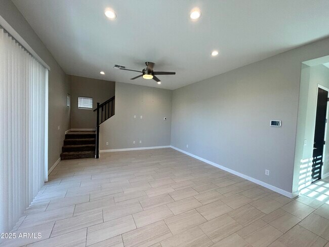 Photo - 18512 N 65th Pl