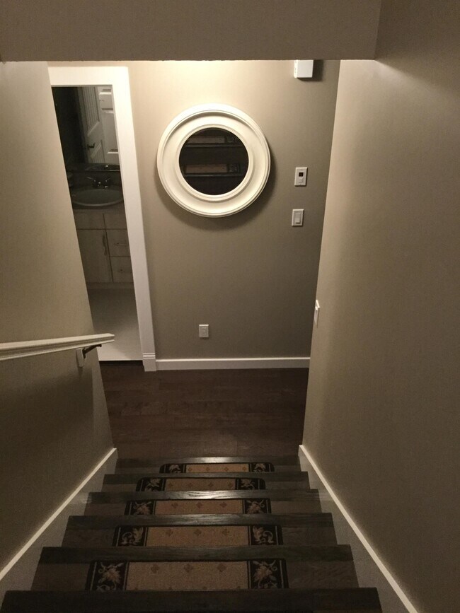 Photo - 2860 Garnet St Unité B