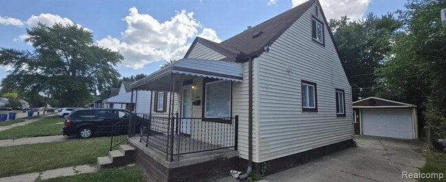 Photo - 13046 Sherman Ave