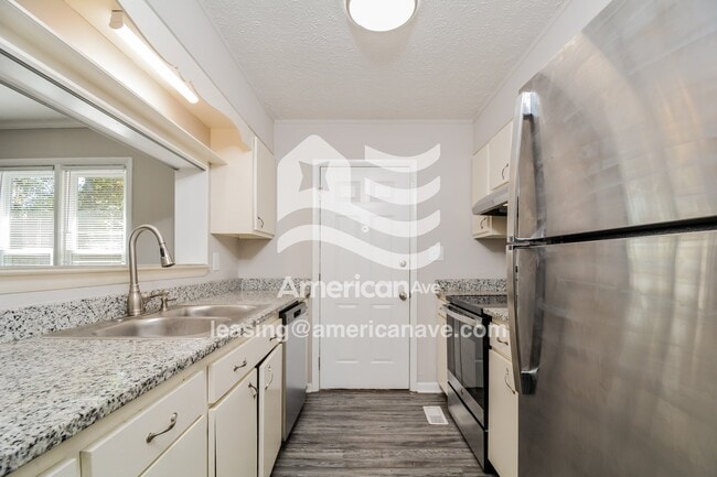 Photo - 1609 Hickoryridge Ct