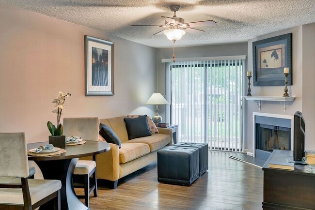 Photo - Woodberry Apartments