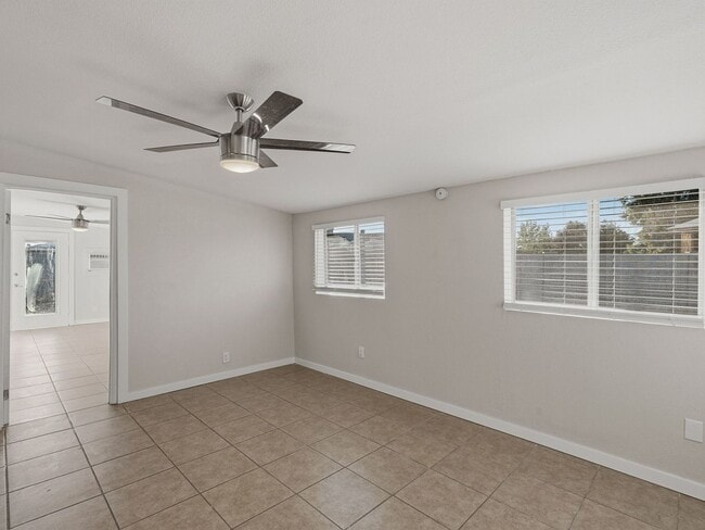 Photo - Cul-de-sac Single level Home!