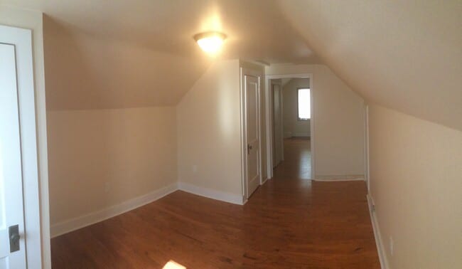 Upper Master - 2205 South Allis Street