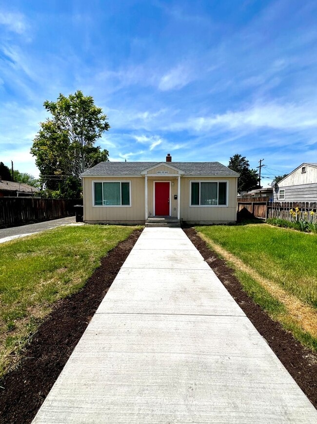 Building Photo - Non-Refundable & Security Deposit Total: $1500.00