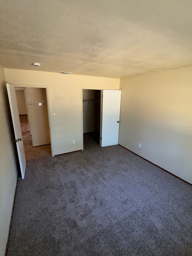 Building Photo - 6137 Madison Ave Unit 6137