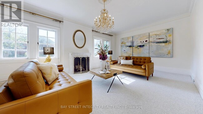 Photo - 184 Heath St W