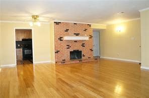 Photo - 2912 Charter Oak Dr