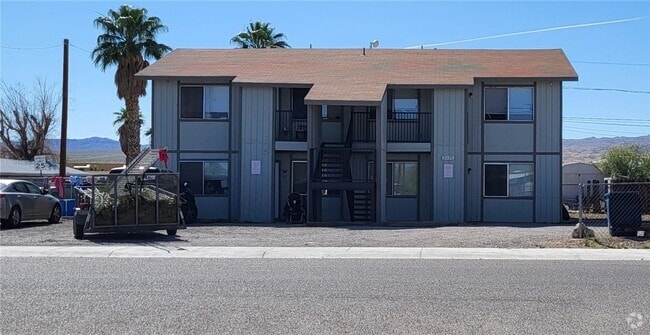 Building Photo - 2175 Riviera Blvd Unit 2 Rental
