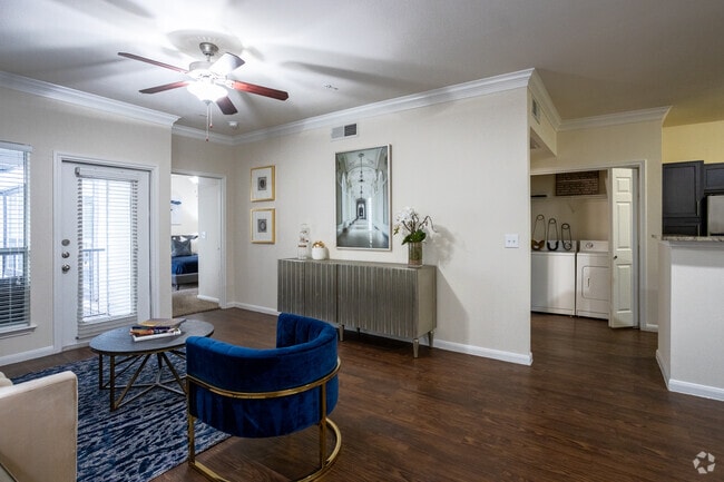 B4 - Living Room