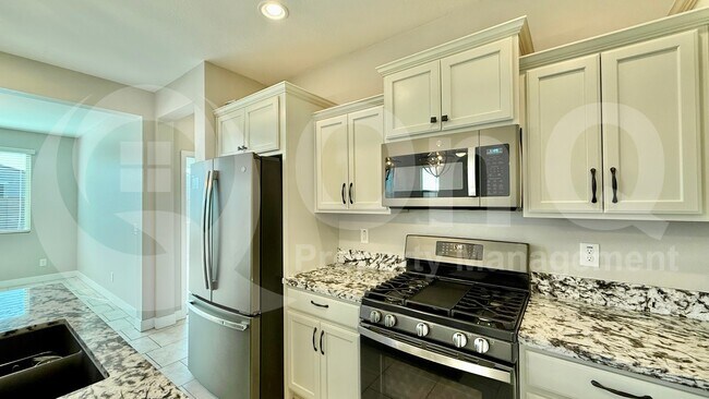 Photo - 17875 W Sandalwood Dr