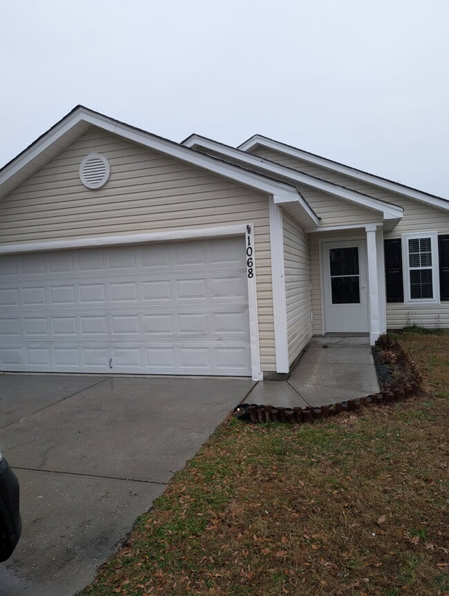 Photo - 1068 Stoney Falls Blvd