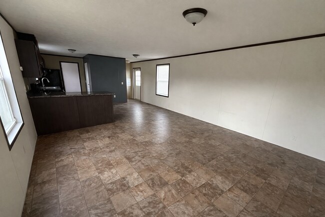 Photo - 266 S Birdsall Dr