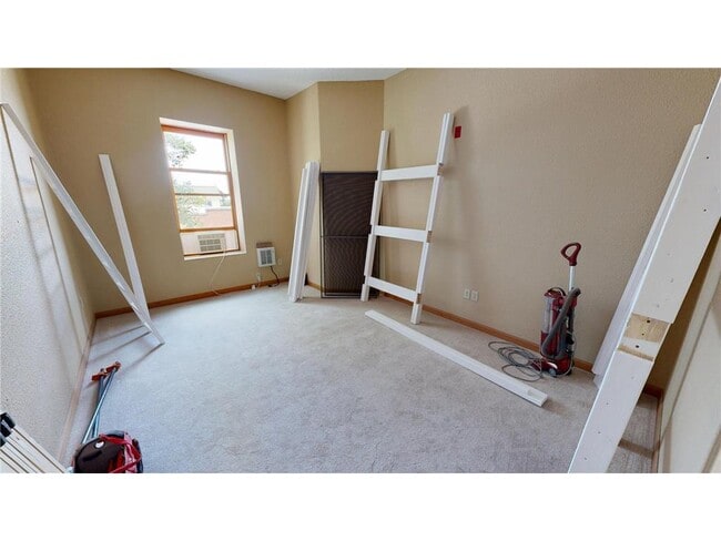 Photo - 539 Pacific Ave SW