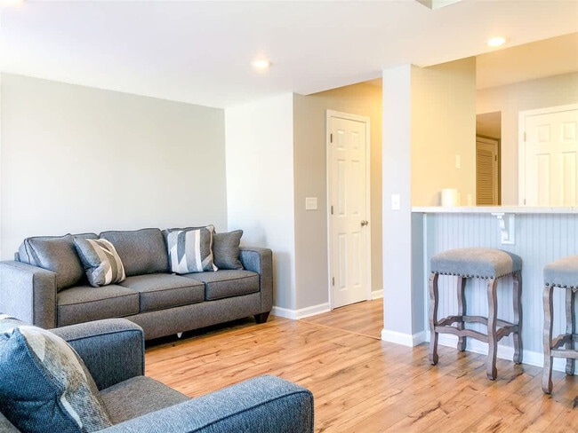 Photo - 5218 Beach Dr Unit ID1354903P