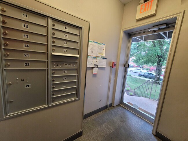 Photo - 1110 Savannah St SE Unidad 12