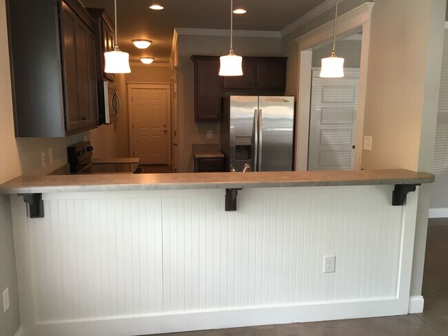 Photo - Pre- Leasing Fall 2026 5 Bedroom Near Down...