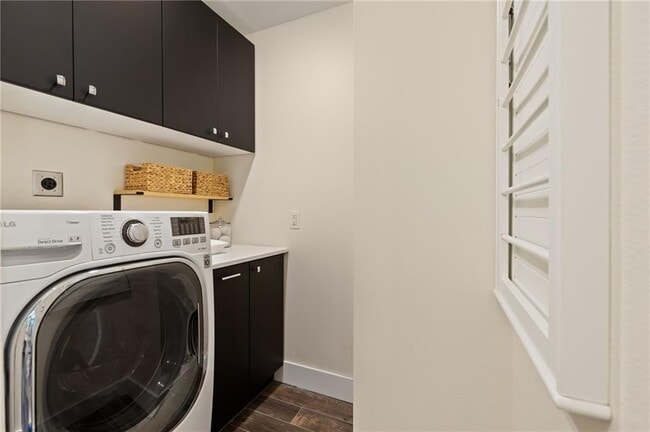 Photo - 2609 N Villa Blvd