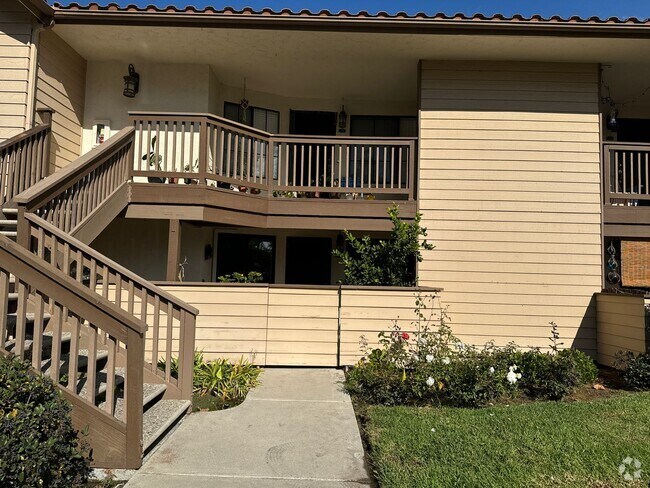 Building Photo - Carmel Valley Furnished 1BR/1BA Resort li... Unit 177 Rental