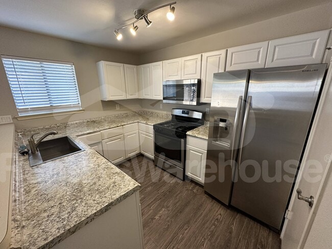 Photo - 11921 Sky W Dr